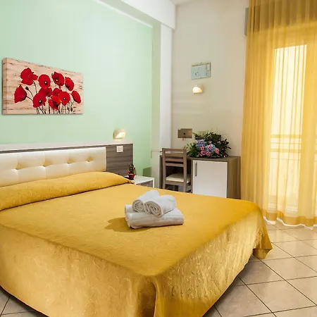 Gloria Hotel