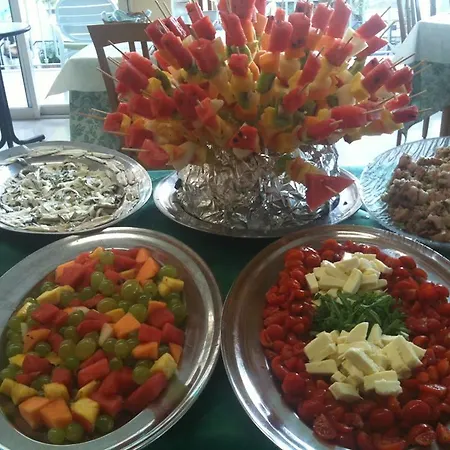 Hotel Gloria 2*