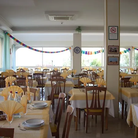 Gloria Hotel