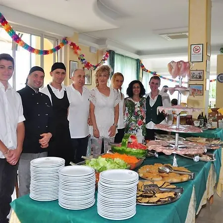Hotel Gloria 2*