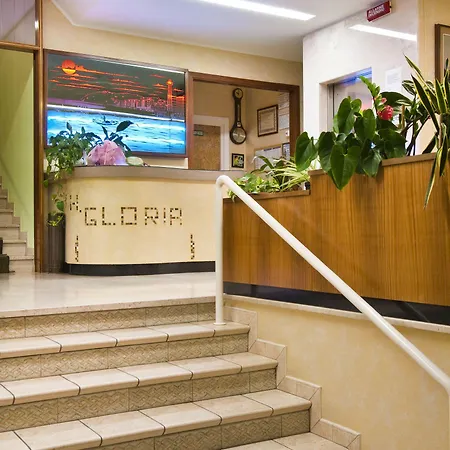 Hotell Gloria 2*